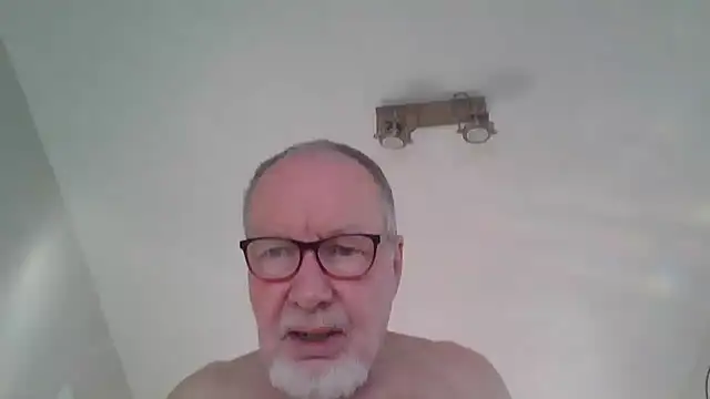 jimmybenido online show from April 24, 5:04 pm