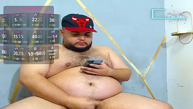 Snapshot of damian_chubby chatting on October 12, 10:15 pm damian chubby online show from October 12, 10:15 pm