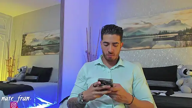 Snapshot of Nate_franco chatting on January 24, 3:32 am Nate franco online show from January 24, 3:32 am
