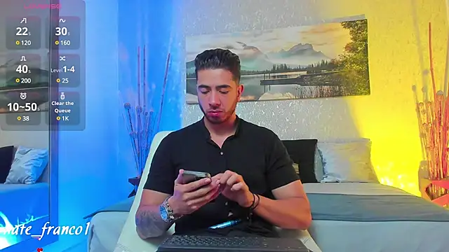 Snapshot of Nate_franco chatting on February 12, 5:58 am Nate franco online show from February 12, 5:58 am