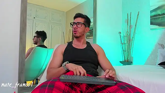 Snapshot of Nate_franco chatting on December 9, 12:34 am Nate franco online show from December 9, 12:34 am