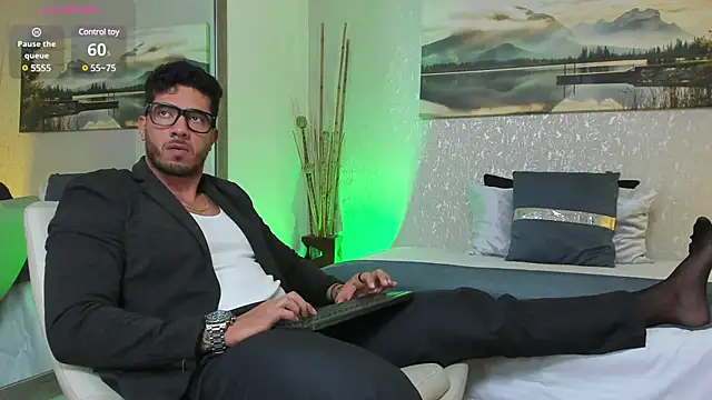Snapshot of Nate_franco chatting on March 19, 4:03 am Nate franco online show from March 19, 4:03 am