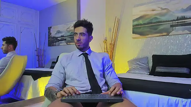 Snapshot of Nate_franco chatting on January 11, 4:06 am Nate franco online show from January 11, 4:06 am
