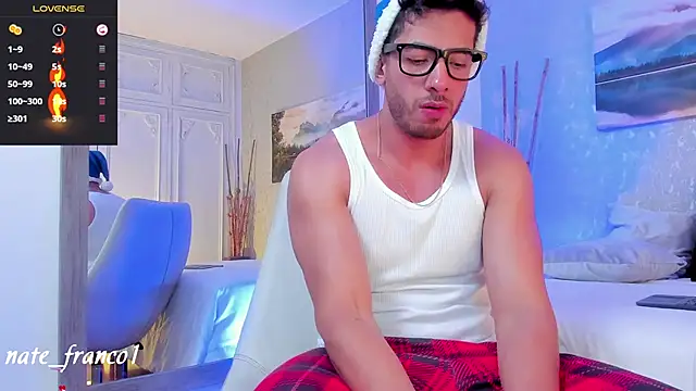 Snapshot of Nate_franco chatting on December 18, 4:42 am Nate franco online show from December 18, 4:42 am
