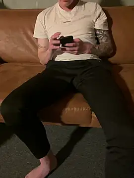 pocketpussyboy34 online show from March 13, 12:29 am