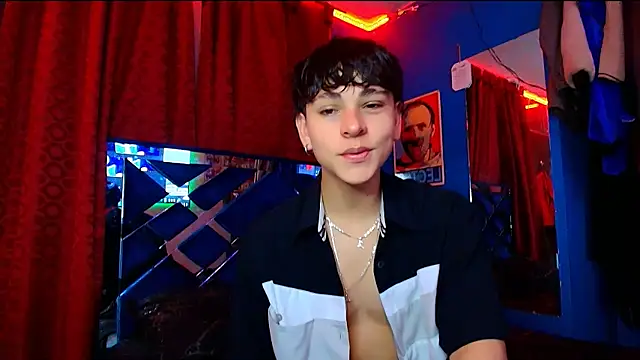 Snapshot of Luke_Howland chatting on September 30, 12:06 am Luke Howland online show from September 30, 12:06 am