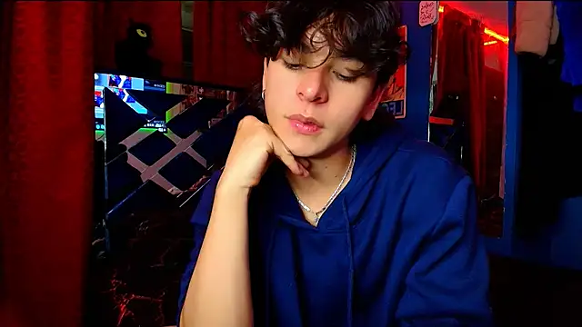 Snapshot of Luke_Howland chatting on September 11, 12:09 am Luke Howland online show from September 11, 12:09 am