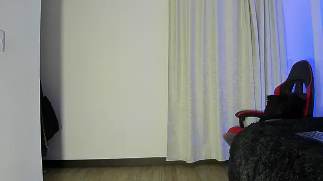 taurus boy1 online show from April 16, 11:18 pm