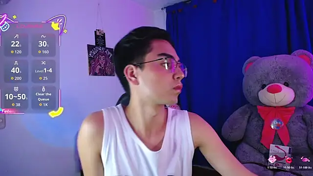 OwenBluee online show from July 29, 8:46 am