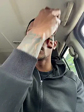 rayyymack online show from April 25, 4:48 pm