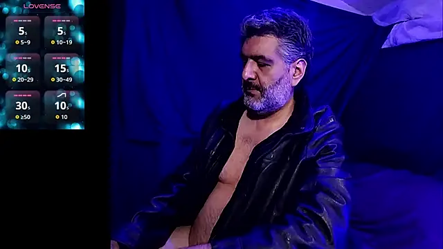 BushBator online show from April 27, 8:11 am