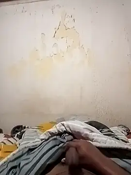 Uncletee112 online show from March 1, 9:31 am