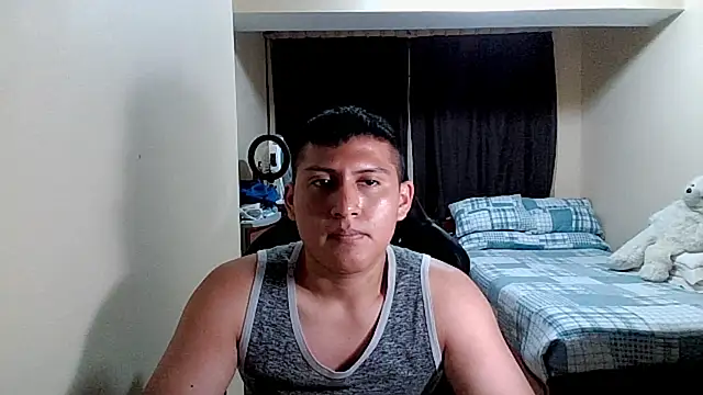 Snapshot of JoshuaTls08 chatting on October 3, 4:17 am JoshuaTls08 online show from October 3, 4:17 am