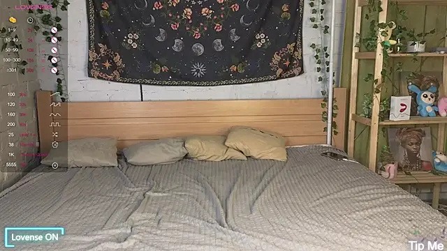 Nick Win online show from October 30, 9:16 pm