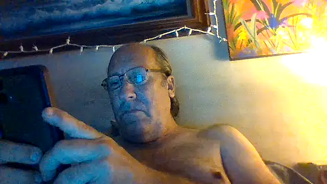 hornyrich69 online show from June 15, 4:37 am