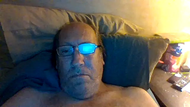 hornyrich69 online show from June 12, 5:17 am