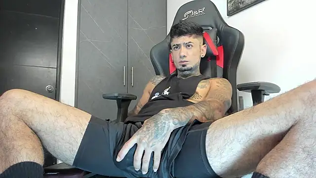 Snapshot of sergiio_mesa27 chatting on October 5, 2:21 pm sergiio mesa27 online show from October 5, 2:21 pm