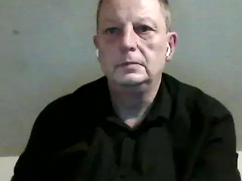 Snapshot of chubbybear2cum chatting on February 27, 3:25 am chubbybear2cum online show from February 27, 3:25 am