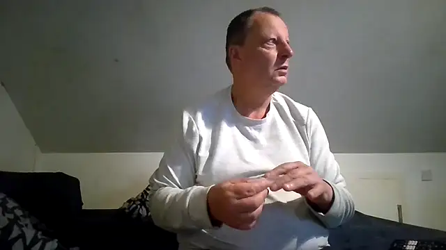 chubbybear2cum online show from June 8, 2:07 pm