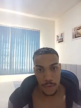blackbaby101010 online show from May 13, 5:54 pm