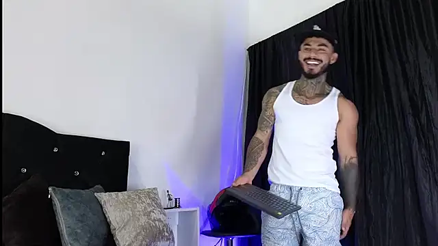 john cartter1 online show from September 30, 11:36 am