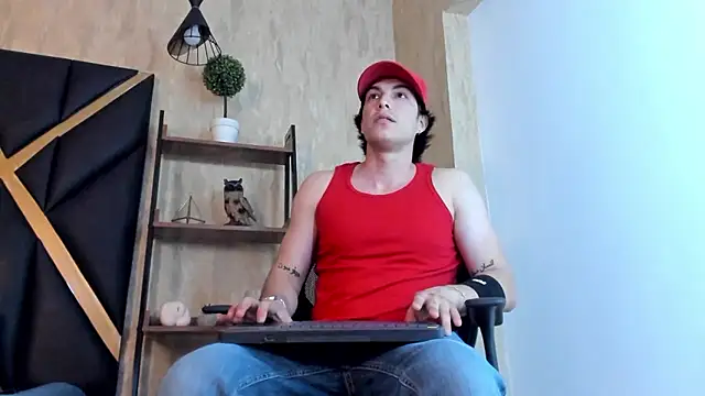 Snapshot of Karimferrer chatting on December 4, 9:57 pm Karimferrer online show from December 4, 9:57 pm