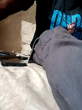 GHs FINEST online show from December 17, 8:45 am