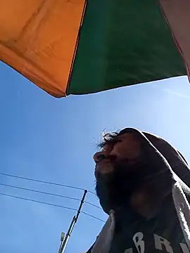 weedmanhot28 online show from February 1, 3:18 pm