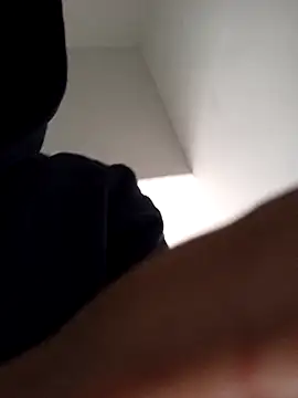 weedmanhot28 online show from January 18, 1:51 pm