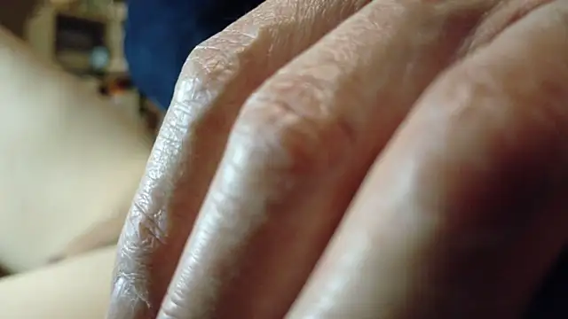 hidenyan02 online show from March 11, 8:09 am