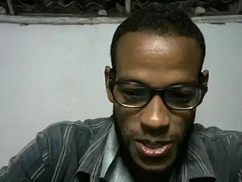 Snapshot of michel_sc chatting on January 6, 9:52 am michel sc online show from January 6, 9:52 am