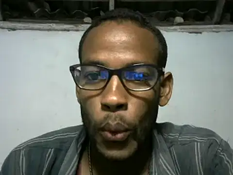 Snapshot of michel_sc chatting on December 19, 10:24 am michel sc online show from December 19, 10:24 am