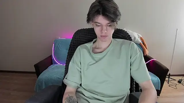 Liam sexy1 online show from January 10, 9:02 am