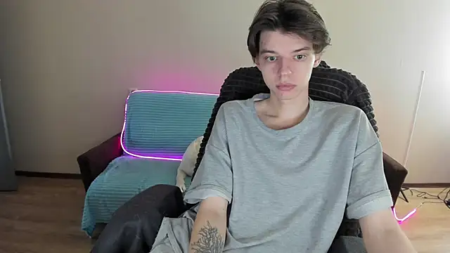 Liam sexy1 online show from December 18, 8:09 am