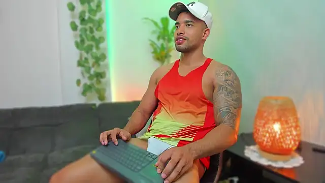 LincomAmith online show from January 4, 3:18 am