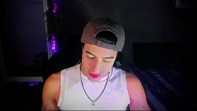 Snapshot of newjeff chatting on October 17, 7:40 pm newjeff online show from October 17, 7:40 pm