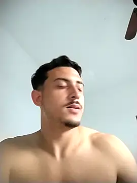 NJeffrvPeteb online show from November 13, 9:19 pm