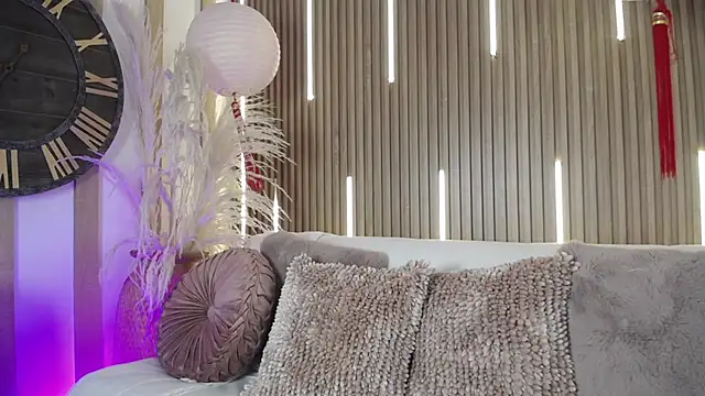 Tayzon Foxxx online show from March 13, 8:48 pm