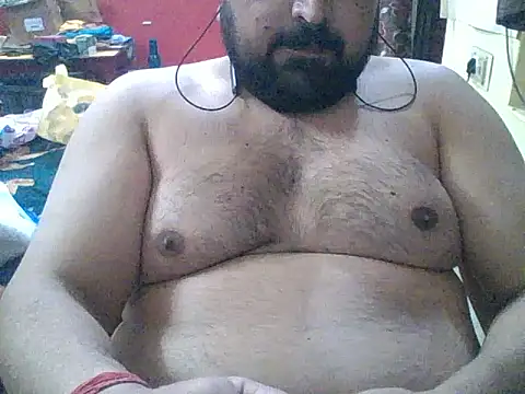 ARYANAVAILABLE online show from December 20, 9:33 pm