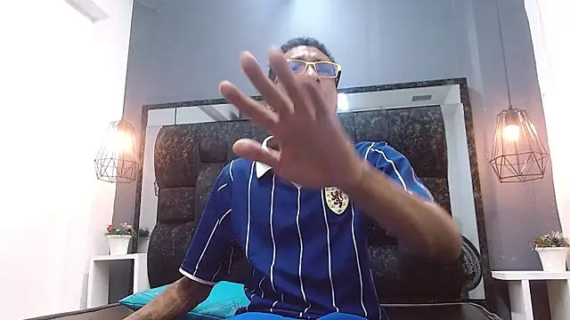 Jose Smoke online show from December 4, 12:08 am