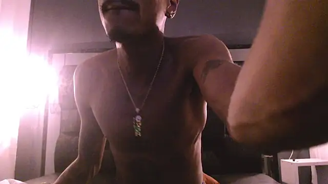 Jose Smoke online show from October 3, 5:45 am