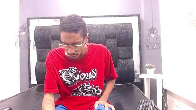 Jose Smoke online show from February 28, 3:59 am