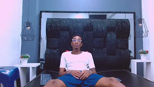 Jose Smoke online show from January 14, 3:43 am