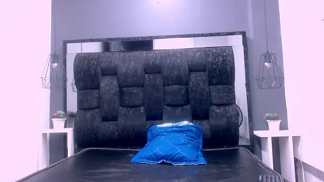 Jose Smoke online show from December 11, 3:15 am