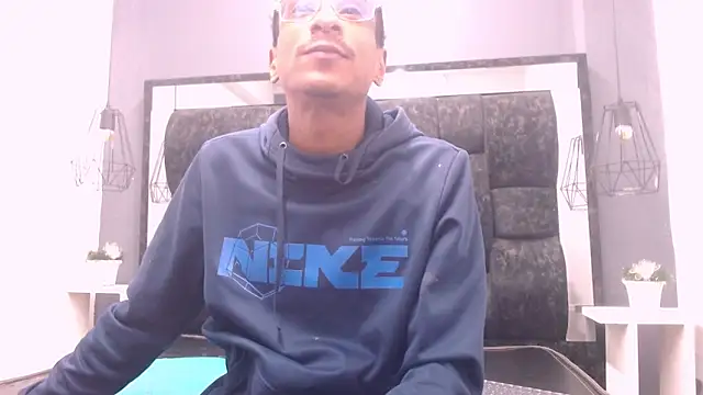 Jose Smoke online show from March 7, 4:02 am