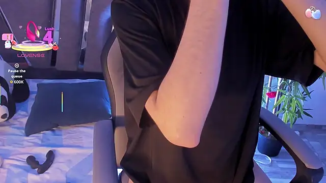 Black Rose2 online show from November 20, 12:15 pm