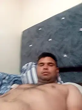 PITBuk 708 online show from November 3, 7:15 pm