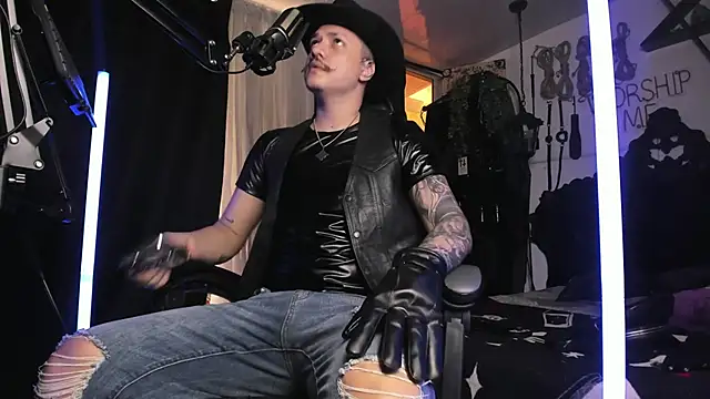 Snapshot of allanhurtss chatting on December 27, 3:49 pm allanhurtss online show from December 27, 3:49 pm
