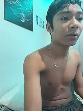 alejo cute online show from June 9, 1:57 pm