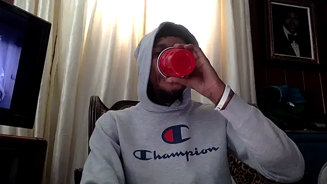 KingDerRico online show from November 11, 7:08 pm